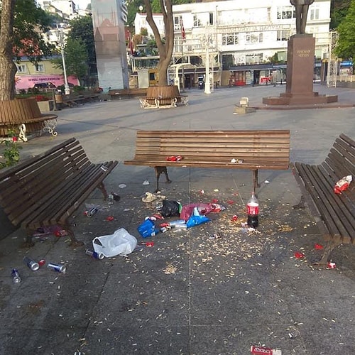 Sarıyer Belediyesi'nden Kamusal Alanı Çöplüğe Dönüştürenlere Tepki: 'Bu Çirkin Görüntüyü Yaratamazsınız'