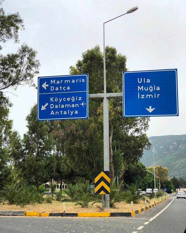 Hepsinden önce dünyanın en güzel ve seçimi en zor yol ayrımına denk gelmek insanı öyle bir moda sokar ki, tatil işte o an başlamış demektir!