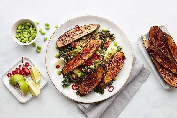 Пример веганской еды Хьюго. Они потребляли одинаковое количество калорий.