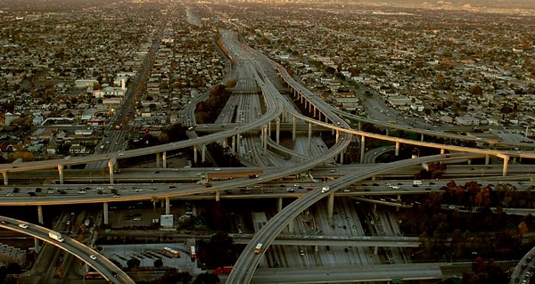 Zürih Üniversitesi’nden Colin Shaw ve Loughborough Üniversitesi’nden Daniel Longman tarafından yürütülen araştırma, biyolojimizin hala avcı-toplayıcı hayat tarzının fiziksel ve psikolojik taleplerine uygun şekilde programlandığını gösteriyor.