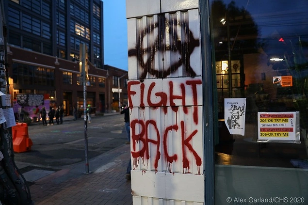Anarşistler Seattle'da Özerklik İlan Etti: 'Şu Anda ABD'yi Terk ...