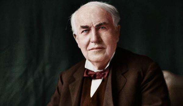 Thomas Alva Edison fonografı icat etti.