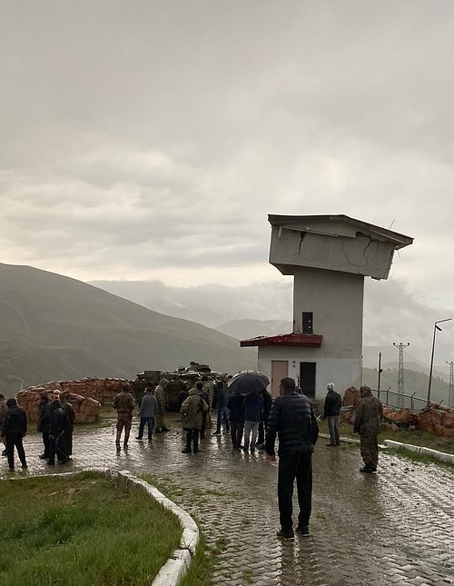 Bingöl Karlıova'da 5.8 Büyüklüğünde Deprem: 1 Korucu Şehit Oldu, 9 Kişi Yaralandı