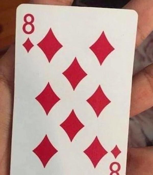 8. "Bu kartın tam ortasında 8 rakamı olduğunu fark ettiğinizde kaç yaşındaydınız?"