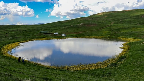 Define Kazısı İçin Yok Edilmişti: Tabanı Balçıkla Kaplanan Dipsiz Göl'ün Son Hali İçler Acısı