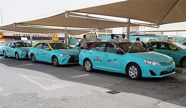 15. "Eğer Katar'a gelirseniz taksi kullanmanızı önermem. Burada sürüş standartları biraz düşük ve taksiciler GTA'da araba kullanır gibi taksi kullanıyorlar. Bunun yerine 4x4 bir araç kiralamanızı öneririm, bu sizin için hem daha rahat hem de daha zevkli olacaktır."