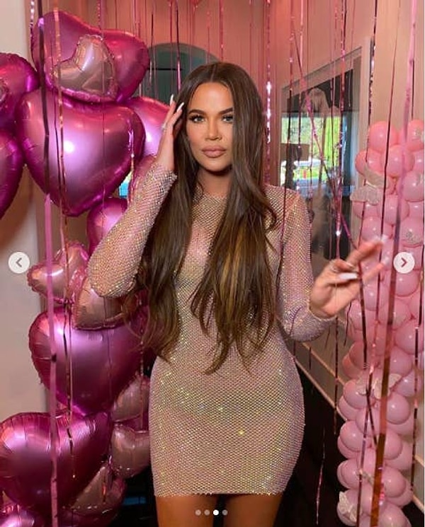 Можно сказать, что воздушные шары были по всему дому.