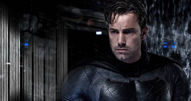 9. Henry Cavill’in Superman rolüne dönme ihtimalinin ortaya çıkmasının ardından Ben Affleck de Batman rolüyle karşımıza çıkabilir.