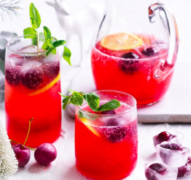 9. Tarifi okurken içiniz ferahlıyor: Vişneli limonata