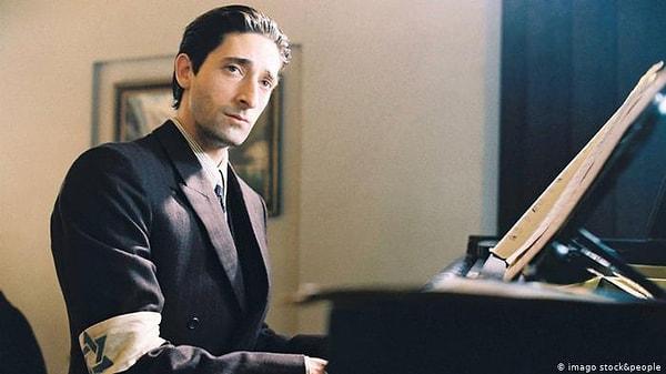 18. The Pianist - Piyanist (2002)