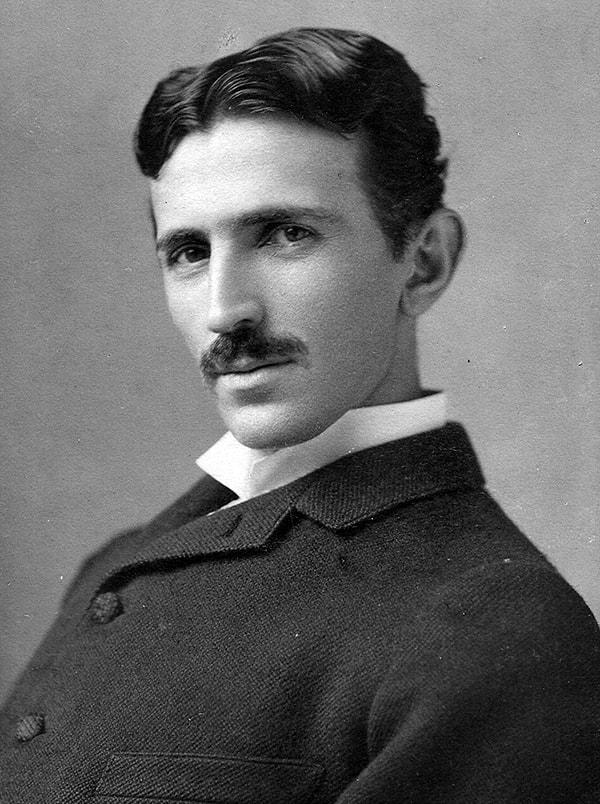 9. Nikola Tesla, 1891’de ABD vatandaşlığına geçti.