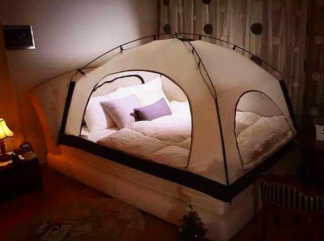 15. 'Kamp yapmayı seviyorum ama yataksız da olmaz' diyenler için üretilen çadır yatak: