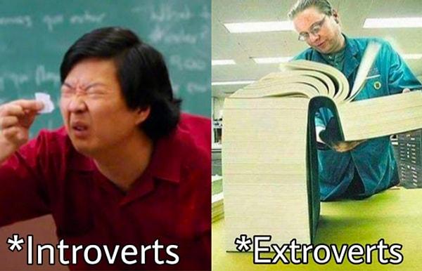 4. "Okulun ilk günü Kovid-19'un hayatlarını nasıl etkiledikleri hakkında makale yazması istenince Introvertler vs. Extrovertler"