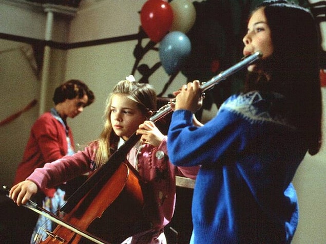 11. Hilary and Jackie (1998)