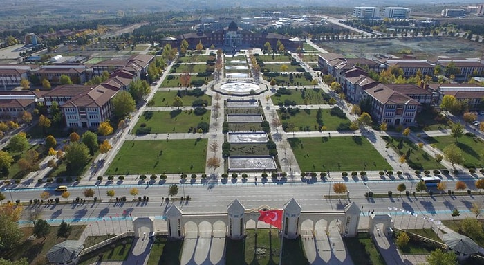 Dumlupınar Üniversitesi 2020 Taban Puanları ve Başarı Sıralaması