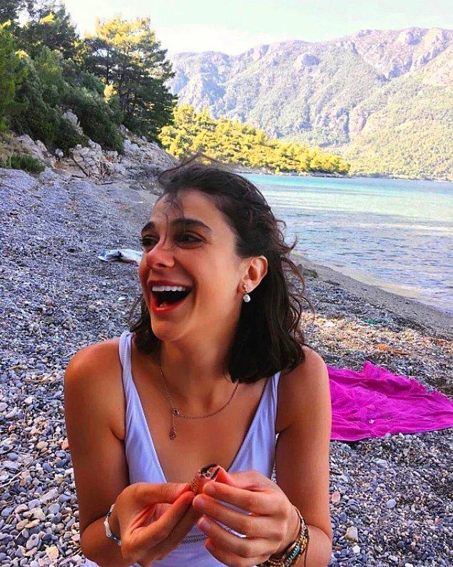 Dün çok kötü bir güne uyandık. 16 Temmuz'dan beri kayıp olduğu düşünülen 27 yaşındaki üniversite öğrencisi Pınar Gültekin'in cani Cemal Metin Avcı tarafından öldürüldüğü haberini aldık.