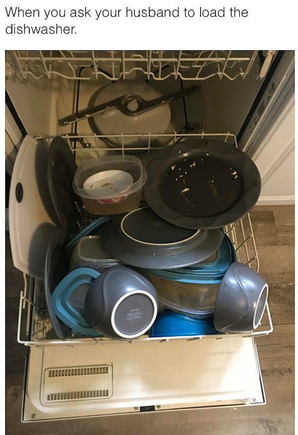11. "Когда просишь мужа загрузить посуду в посудомойку"