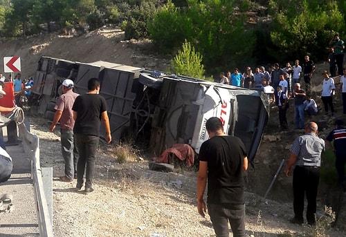 Mersin'de Askerleri Taşıyan Otobüs Devrildi: 5 Asker Şehit, Yaralılar Var