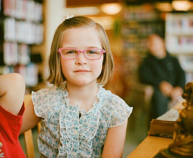 7. Çocukların küçük yaşta gözlük takmak zorunda kalması: