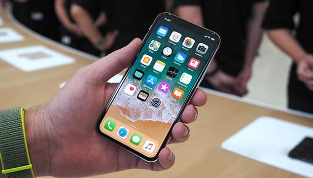 Iphone X'i Almanya'da 0.7 ayda alabiliyorken, Türkiye'de bu süre 3.5 ay.
