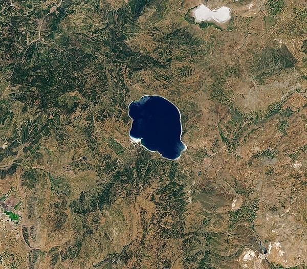 NASA'nın internet sitesinde Salda Gölü'nde İstanbul Teknik Üniversitesi ile iş birliği halinde yapılan incelemelere ilişkin bilgiler verildi.
