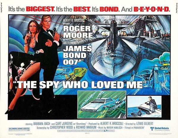 Fransız gemi inşaat mühendisi Jean-Michel Duacancelle tarafından tasarlanan 'Anthenea' James Bond'un The Spy Who Loved Me (Beni Seven Casus) adlı filminden ilham aldı.