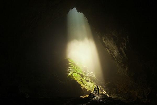 3. Dünyanın en büyük mağarası Hang Son Doong'da unutulmaz bir teklif