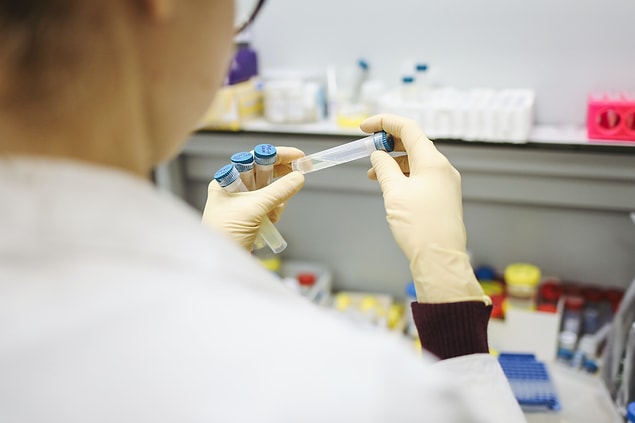 1. Oxford Üniversitesi - AstraZeneca (İngiltere ve İsveç)