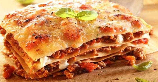 Lazanya Tarifi: İtalyan Yemeklerinden Devam Ediyoruz! Lazanya Nasıl Yapılır?