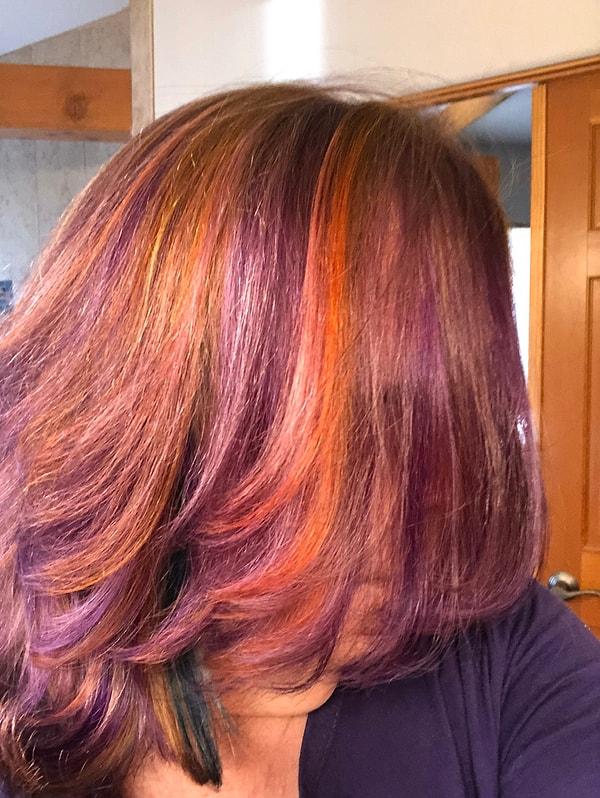 11. "Harika! Cesur renklere bayılıyorum. 5 yıldır saçımı böyle boyatıyorum."