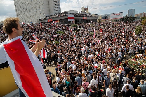 Ülke Tarihinin En Büyük Protesto Gösterisi Yapıldı: Belarus'tan Çarpıcı Kareler ????