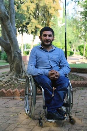 1 yaşında geçirdiği ateşli hastalık nedeniyle %86 bedensel engelli olan Celal Erdoğan'ın herkese ilham olacak bir hayat hikayesi var.