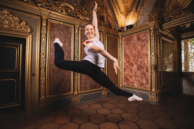 Red Bull sporcusu Ayşe Begüm Onbaşı ile Saraydan Çıkış