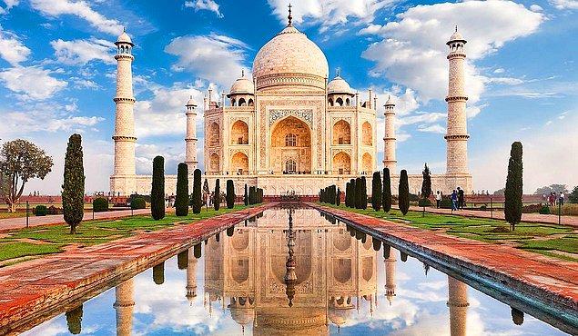 17. Tac Mahal (Hindistan)