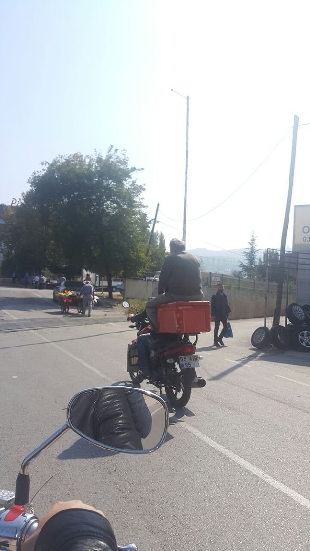 27. İki kişilik motoru çok yanlış anlamak diye buna denir.