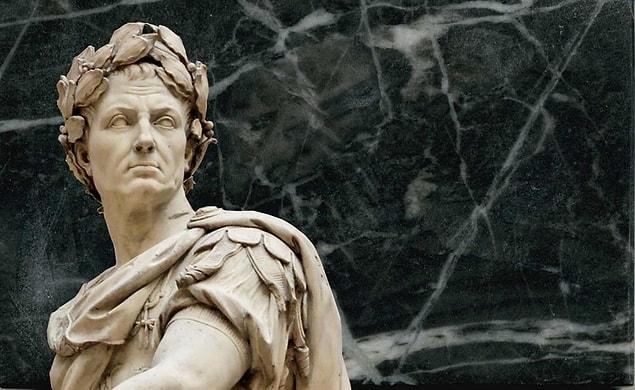 3. Julius Caesar, Politikacı