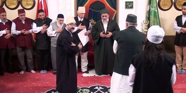 "Bu olay fakiri üzmüş, yeni halife kardeşlerimizin boynunu bükmüştür"