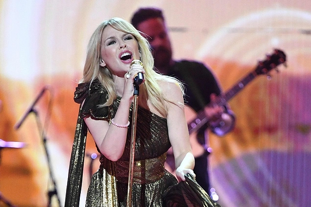 Başarılı şarkıcı Kylie Minogue 55 yaşında ve hiç evlenmedi.