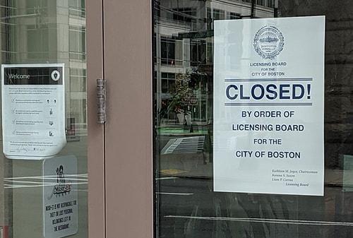 Nusr-Et Boston Şubesi, Koronavirüs Kurallarına Uymadığı Gerekçesiyle Kapatıldı