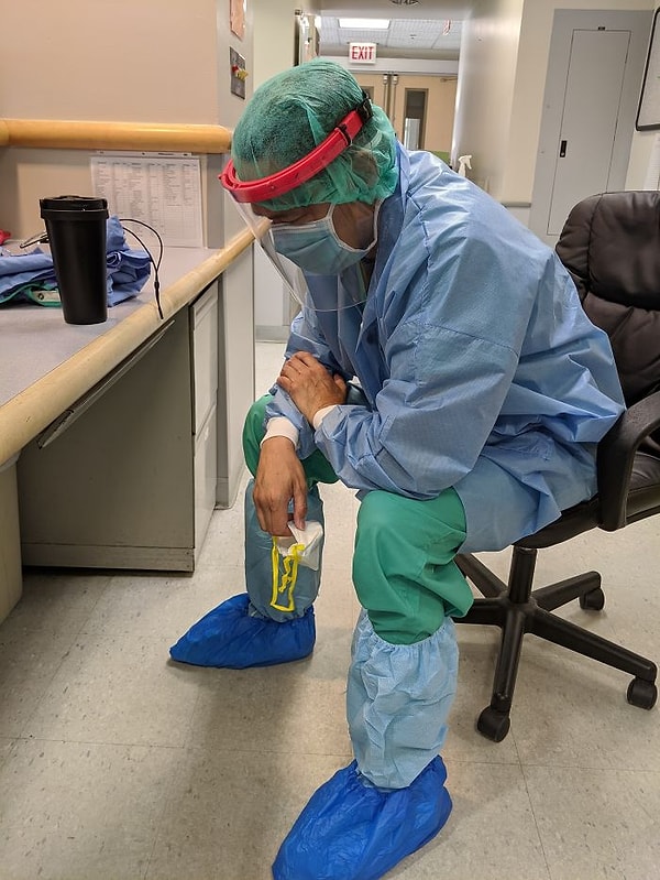 3. «Мой отец - самый сильный человек, которого я знаю. Как только он преодолел корону, он вернулся к своей 12-часовой смене в больнице».