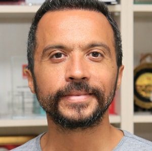 Doç. Dr. Mehmet Şakiroğlu Yazar Profil Resmi