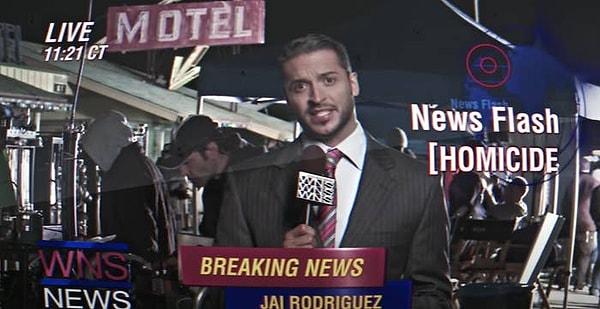 2. "Telephone" şarkısının klibinde Gaga ve Beyoncé'nin yeni işlediği cinayetleri anlatan muhabir Jai Rodriguez.