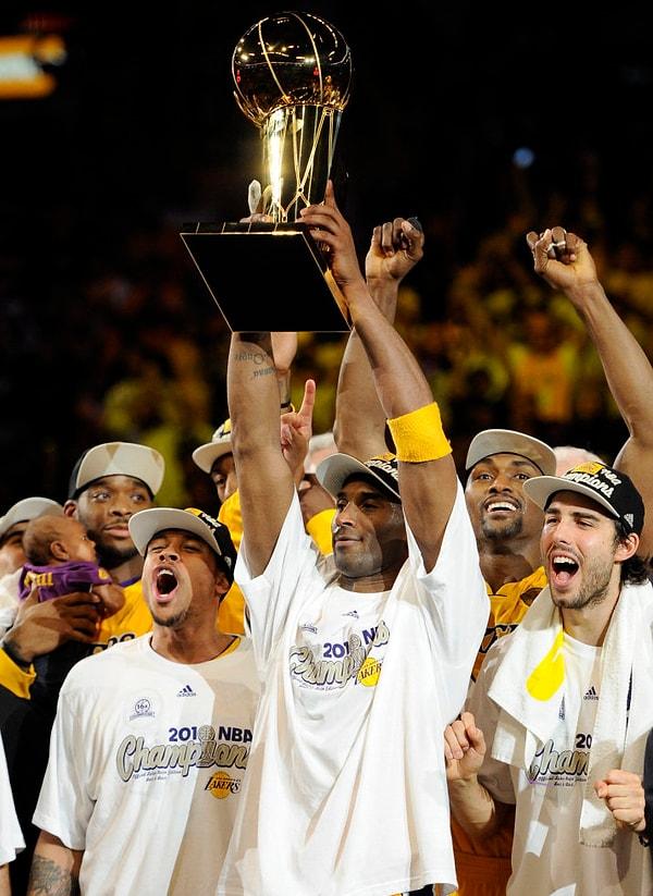 Lakers, en son 2010'da Kobe Bryant'lı kadrosuyla NBA şampiyonu olmuştu.
