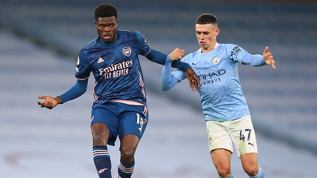 8. Haftanın merakla beklenen karşılaşmasında gülen Manchester City oldu.