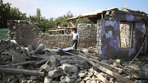 Ermenistan'ın Ateşkes Anlaşmasına Uymayarak Vurduğu Terter'de Türk Gazeteciler Ateşin Altında Kaldı