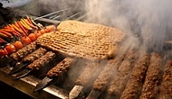 İkisini de Dene Tarafını Seç: Adana ve Urfa Arasındaki Kebap Tartışması Yeniden Alevlendi