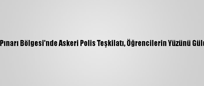 Barış Pınarı Bölgesi'nde Askeri Polis Teşkilatı, Öğrencilerin Yüzünü Güldürdü