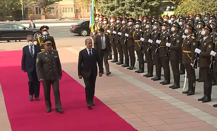 Milli Savunma Bakanı Akar, Özbekistan'da