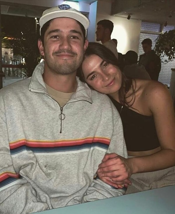 29. Брат с сестрой или пара?