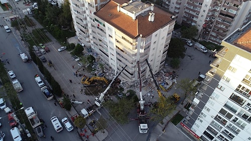 Depremde İlk 3 Katı Çöken ve Yan Yatan Bina Vinçlerle Ayakta Tutuluyor